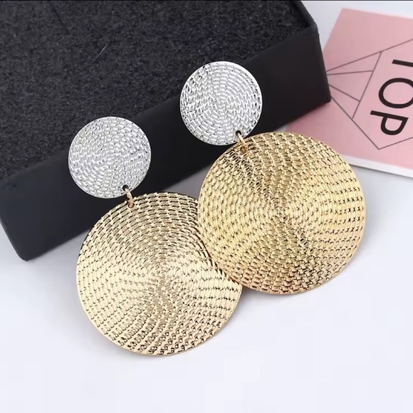 Anthropologie Jewelry - NEW! Anthropologie. Unique Gold and Silver color plated Earrings wholesale